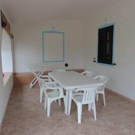 Residenza Su Portu Apartment Орозеи Екстериор снимка