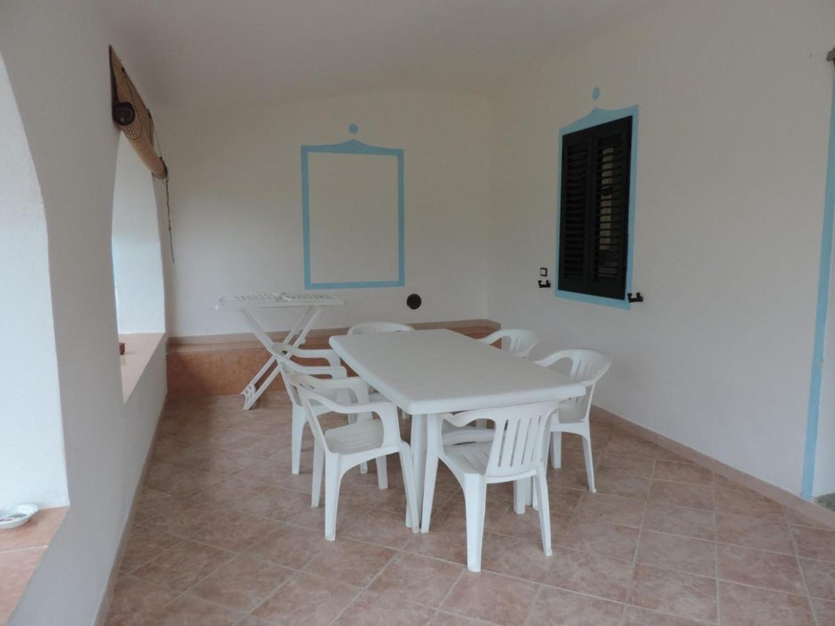 Residenza Su Portu Apartment Орозеи Екстериор снимка